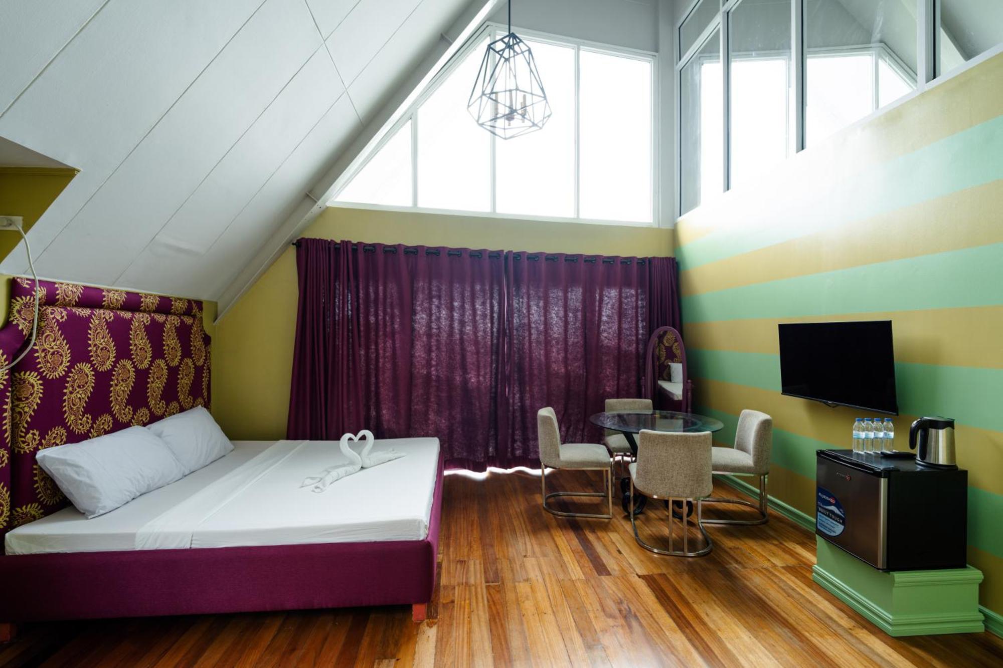 Bed and Breakfast Jacobs Hill Tagaytay Тагайтай Экстерьер фото